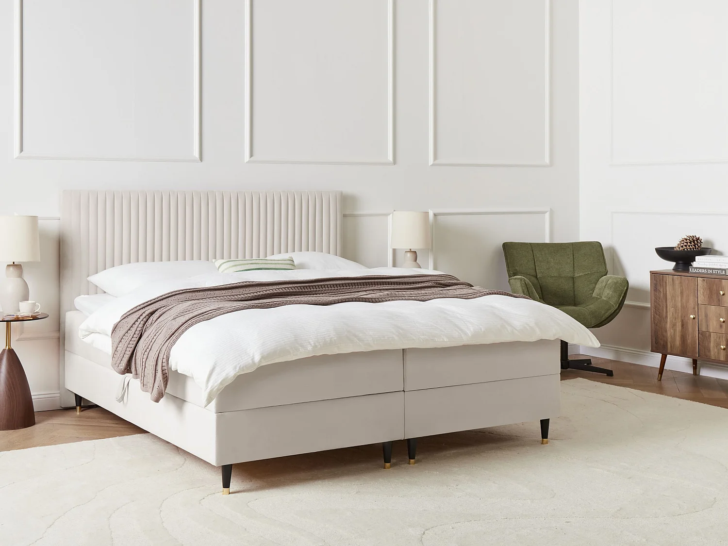 Lit boxspring avec rangement Velours DAME 180 x 200 cm Blanc cassé