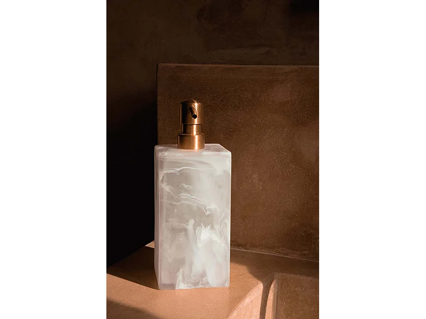 Le Distributeur De Savon En Résine - Rose Blanc