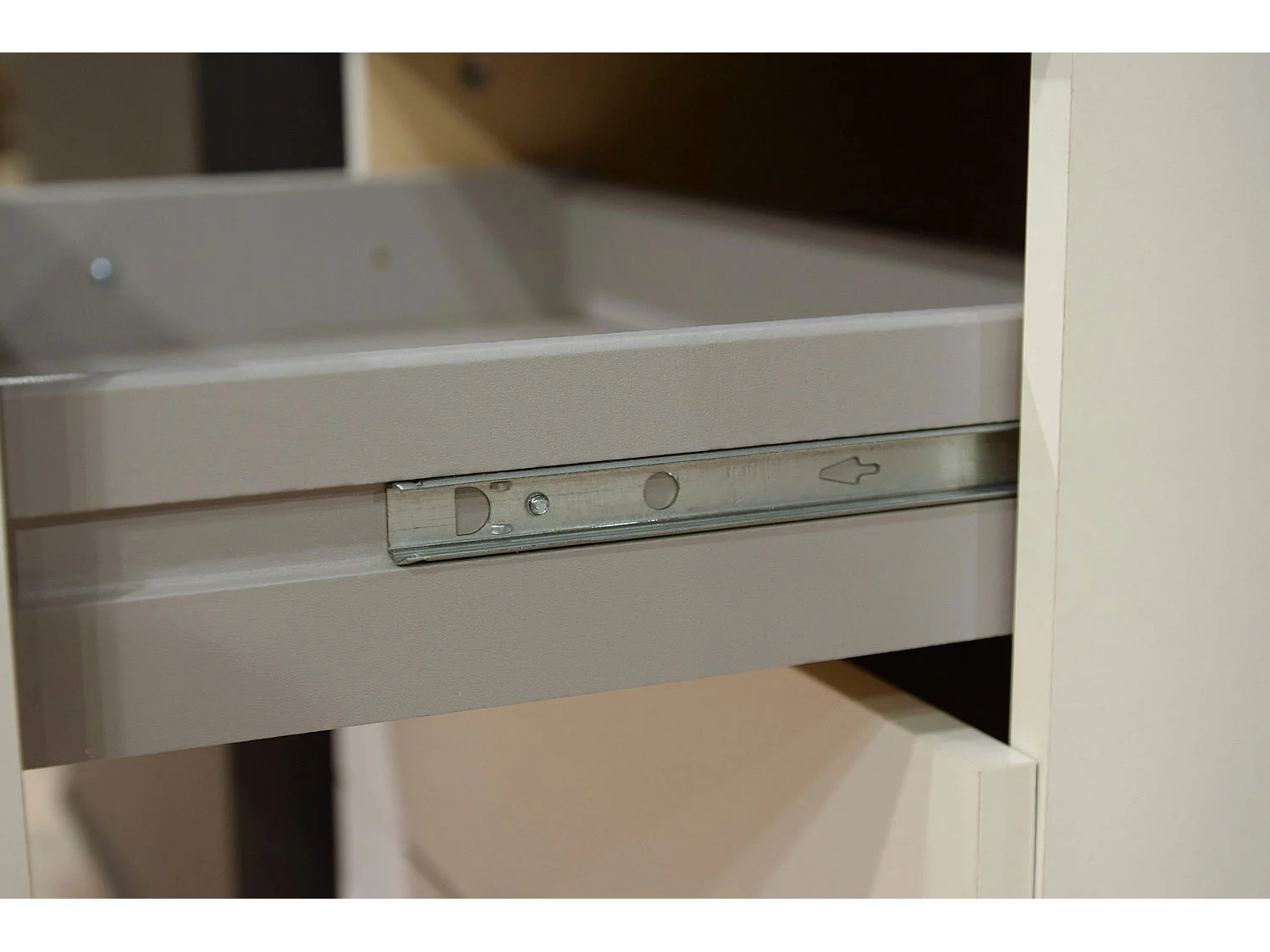 SCHWEBETÜRENSCHRANK Bamberg weiß / Flagstaff Eiche 180 / 65 / 198 cm