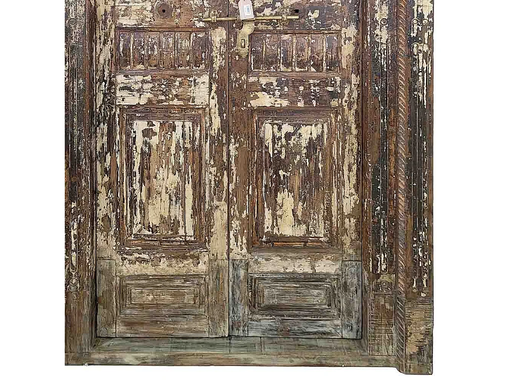 Porta de madeira castanha feita à mão, com 143x26x237 cm de altura
