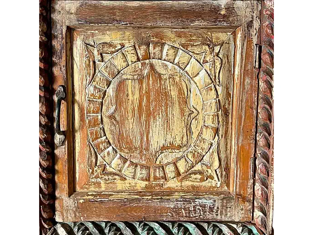 Mesa de centro em madeira artesanal castanha, 52x30x56cm