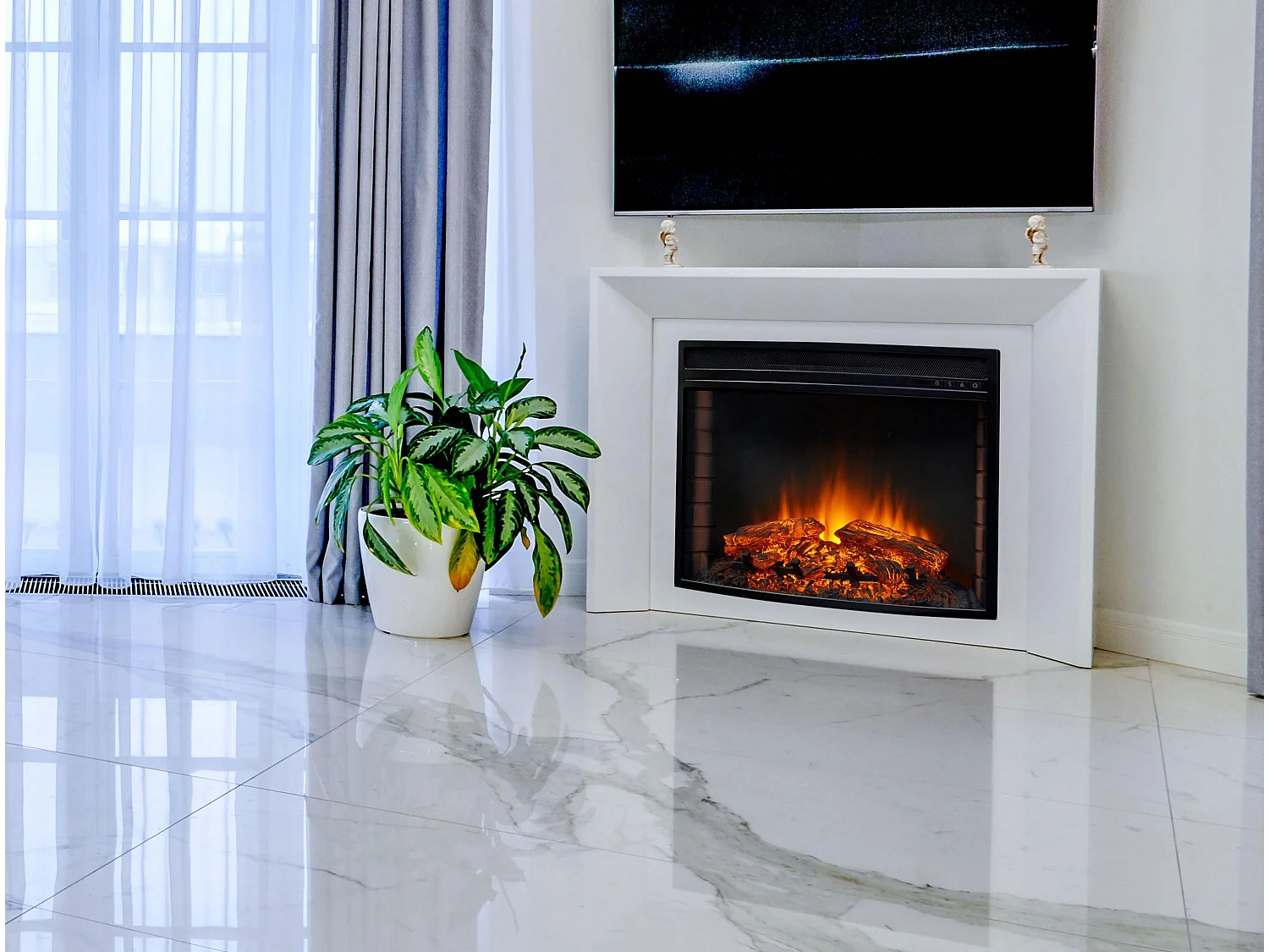 Cheminée électrique 2kW en verre trempé plat avec télécommande et flamme réglable