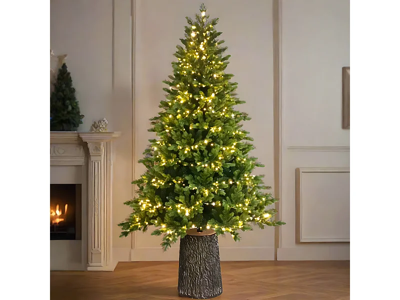 Kerstboom met LED's en moderne "Italia" stam in PE met Real Touch effect, 240 cm hoog.