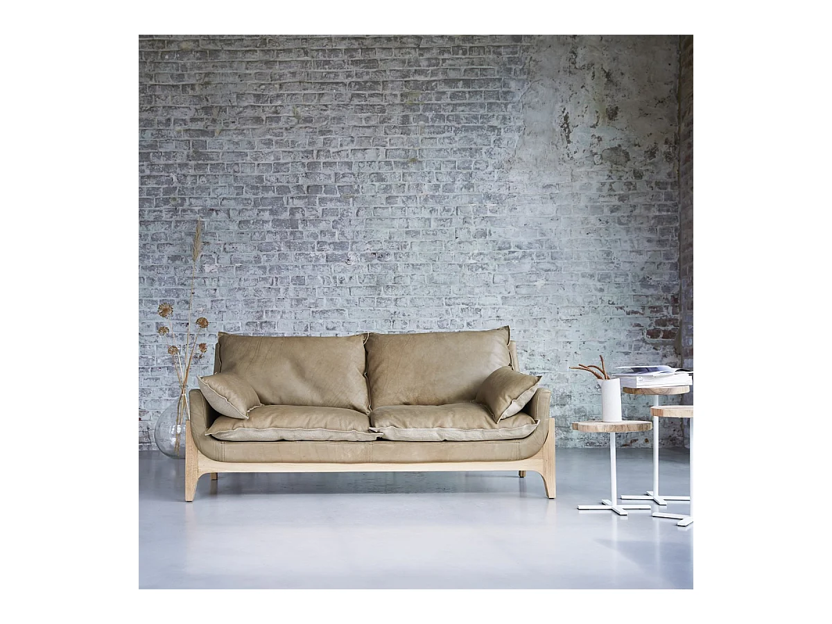 Sofa aus hochwertigem Leder und massivem Eichenholz Woodnest Cheyenne
