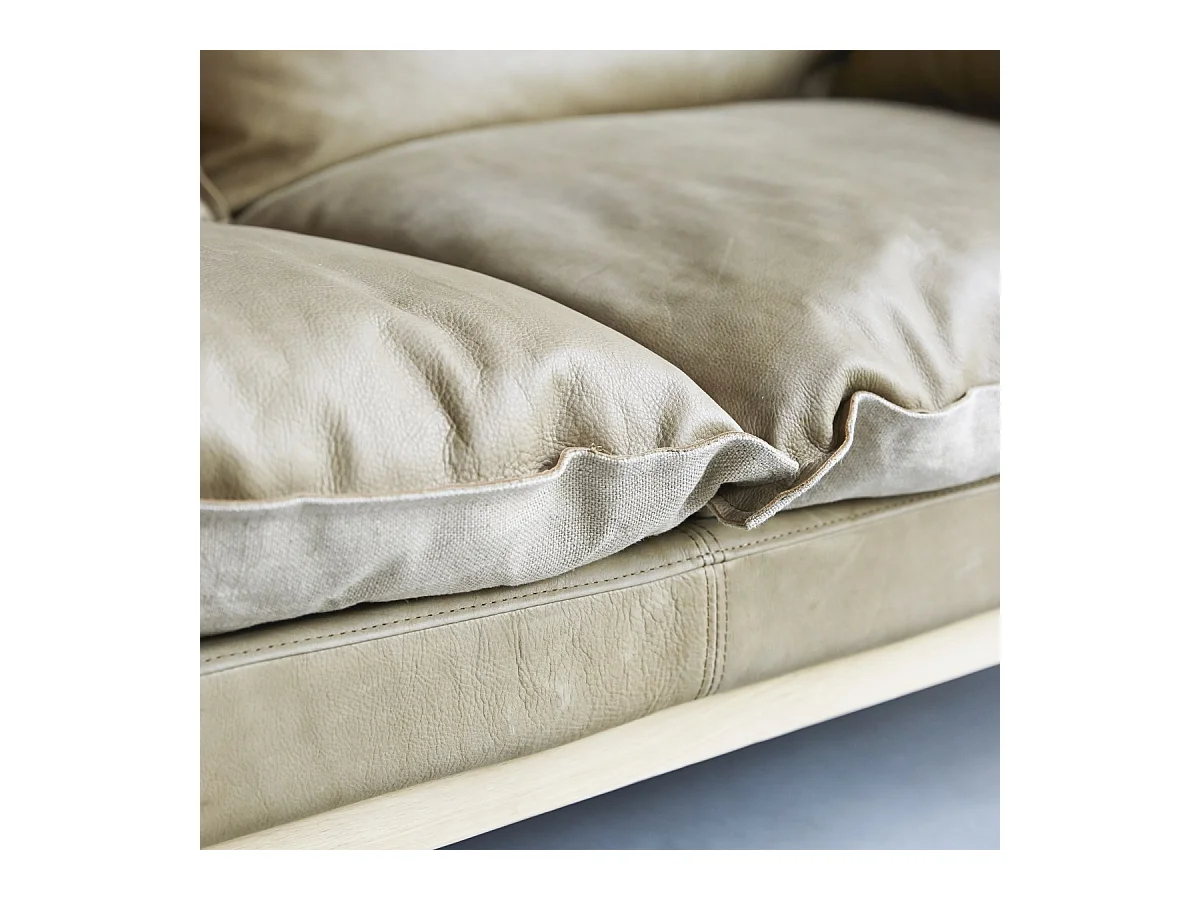 Sofa aus hochwertigem Leder und massivem Eichenholz Woodnest Cheyenne