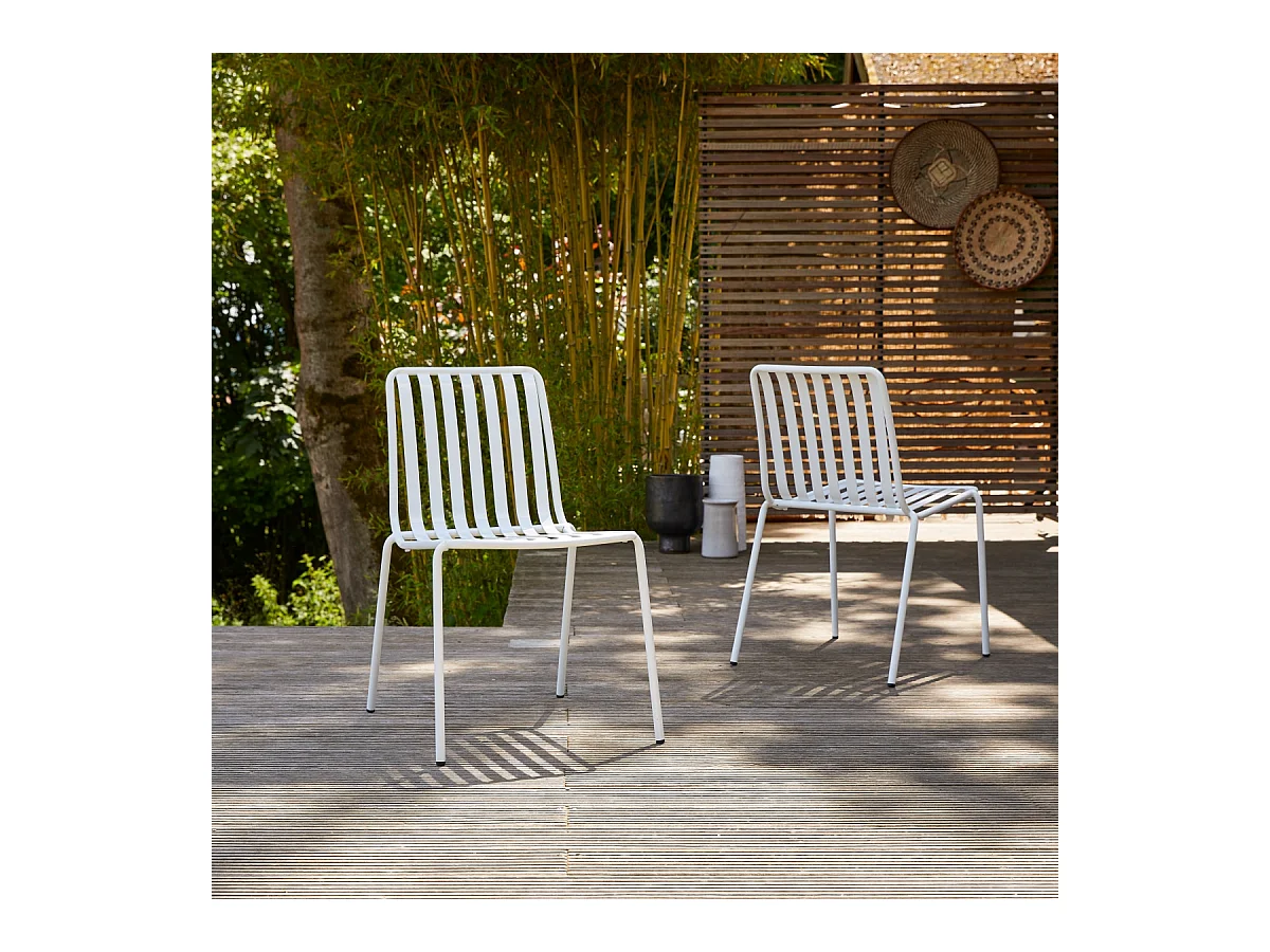 Chaise d'extérieur en métal peint Gaby white