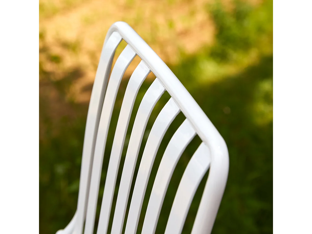 Outdoor Stuhl Gaby White aus lackiertem Metall