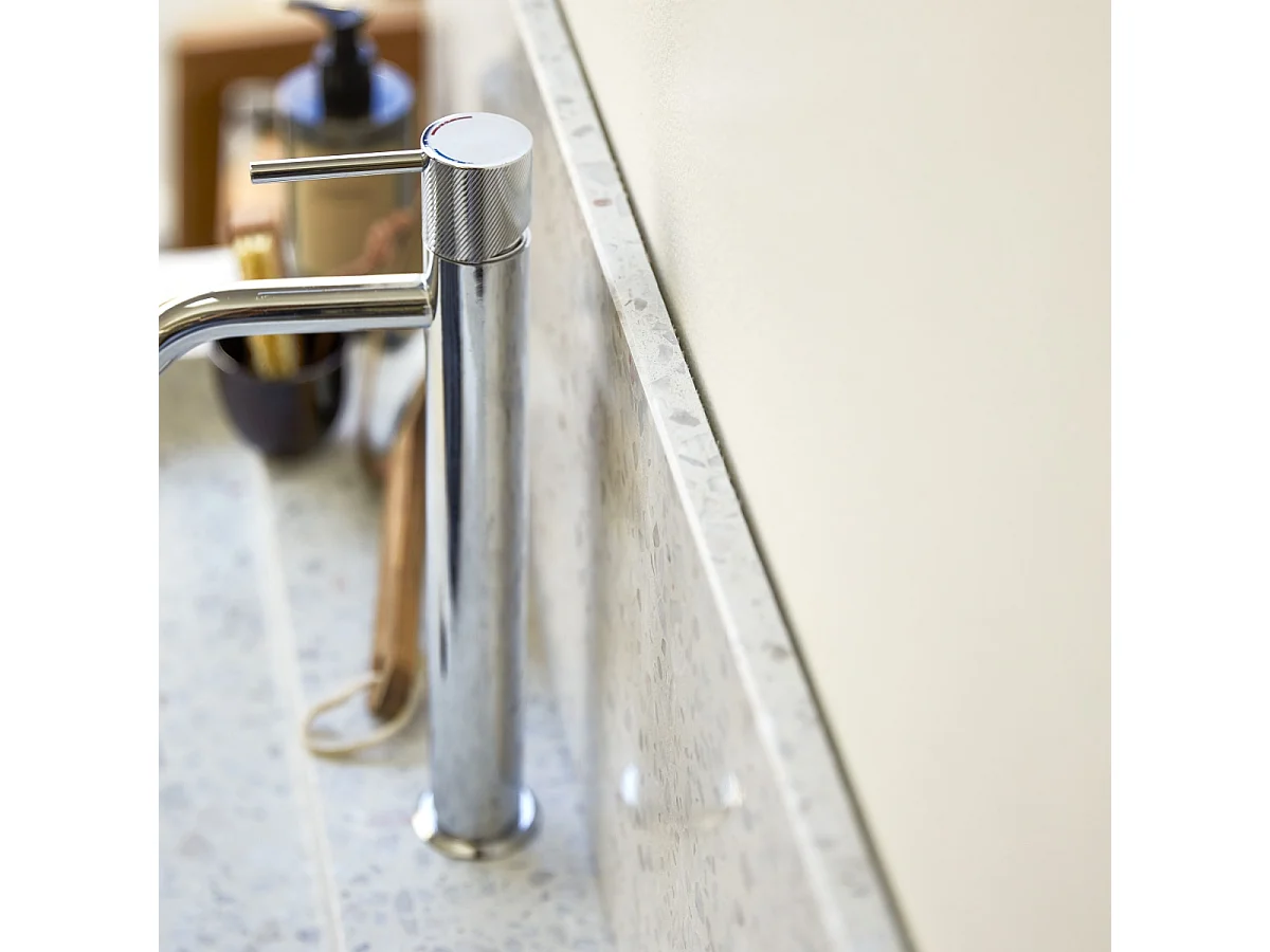 Pannello paraschizzi Ava in battuto di terrazzo premium moon 80 cm