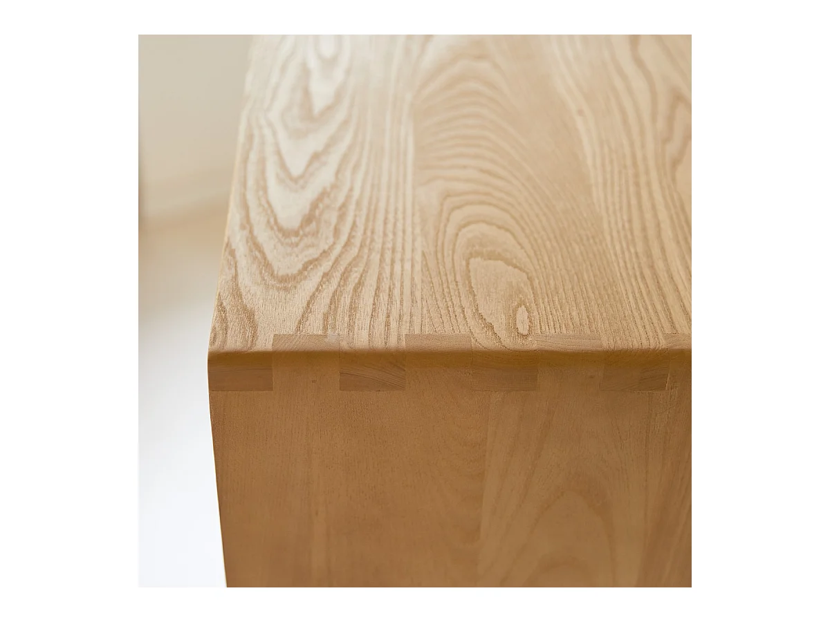 Libreria alta per bambini in legno di olmo e paglia di Vienna Luis