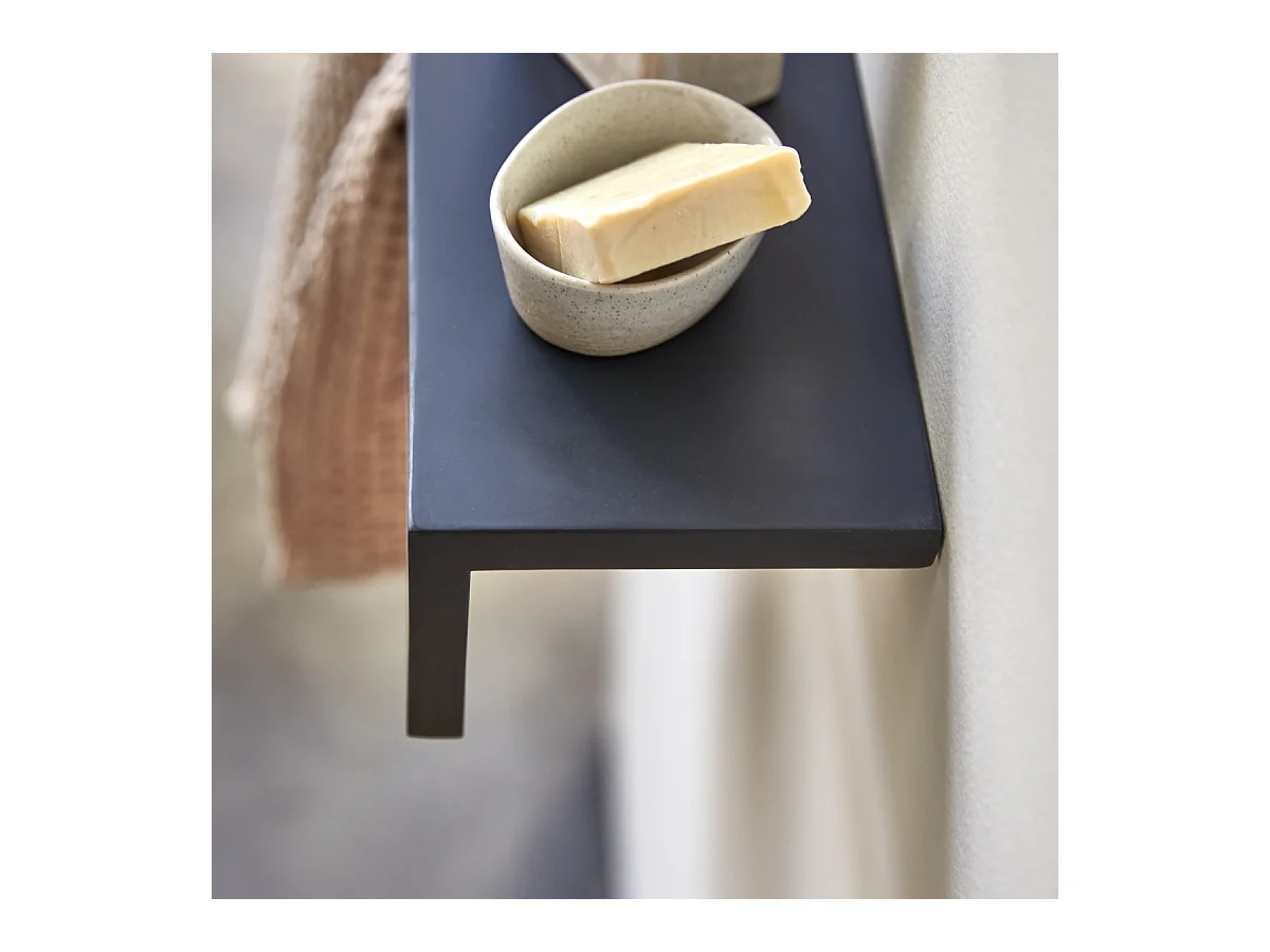 Porte serviette mural en terrazzo black Clea