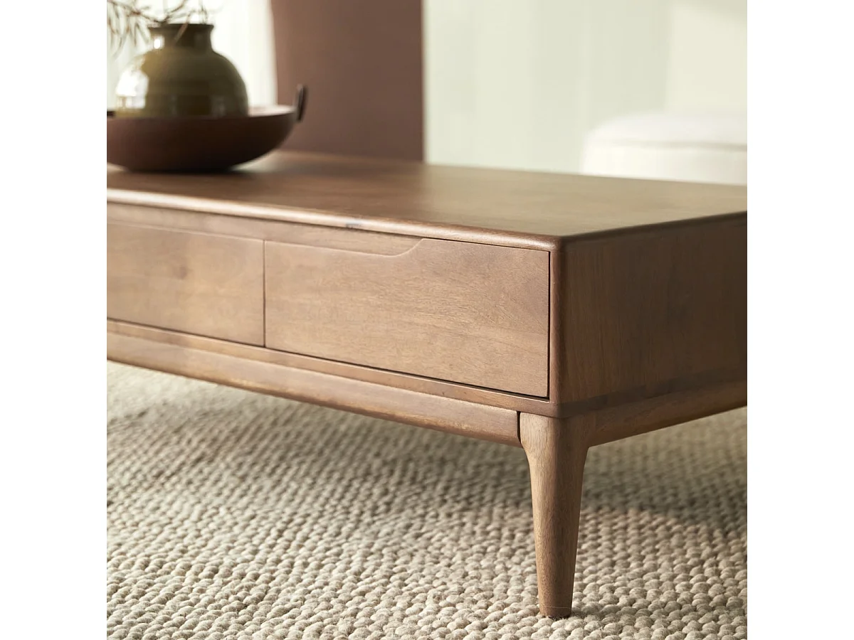 Couchtisch aus massivem Mangoholz Gabrielle