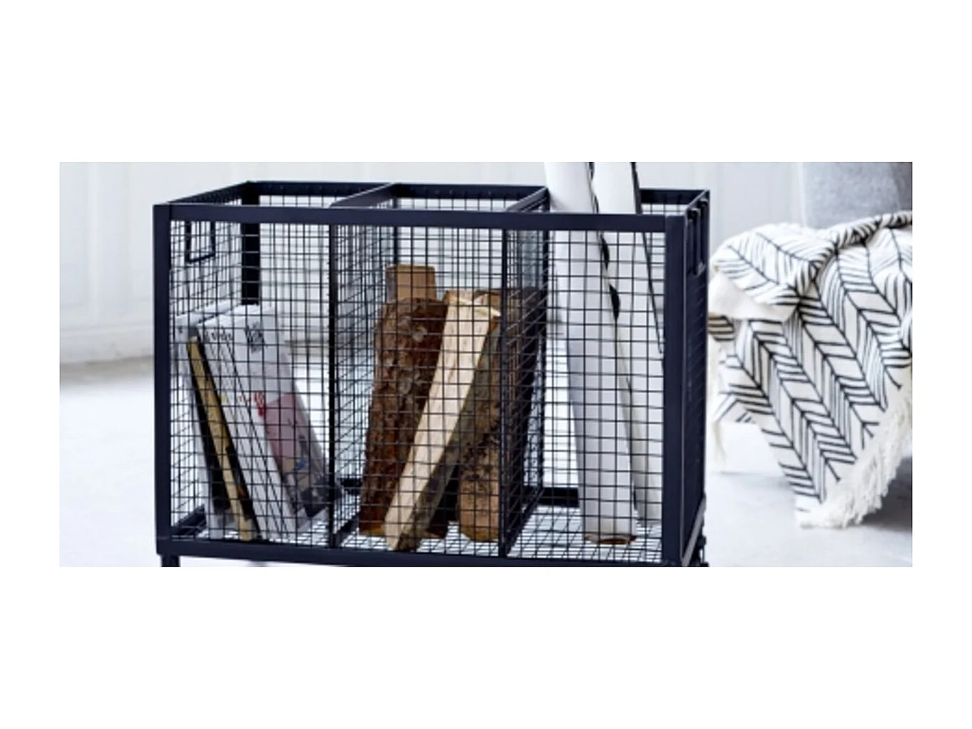 Kiste auf Rollen Aufbewahrungsbox Korb Metallkorb Verstauen industrielles Design