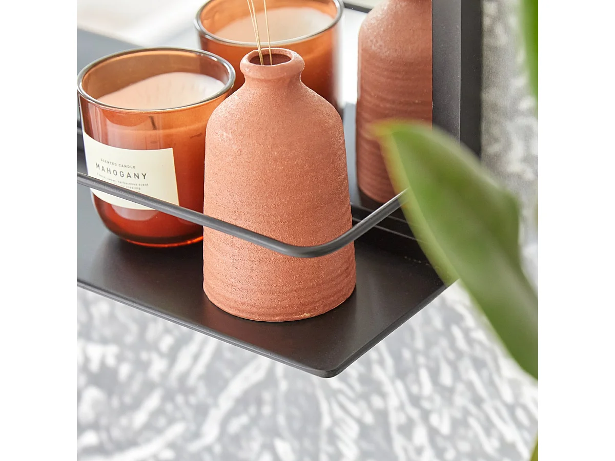 Spiegel aus Metall 70 x 50 cm mit Ablagefläche industrieller Stil bei Tikamoon