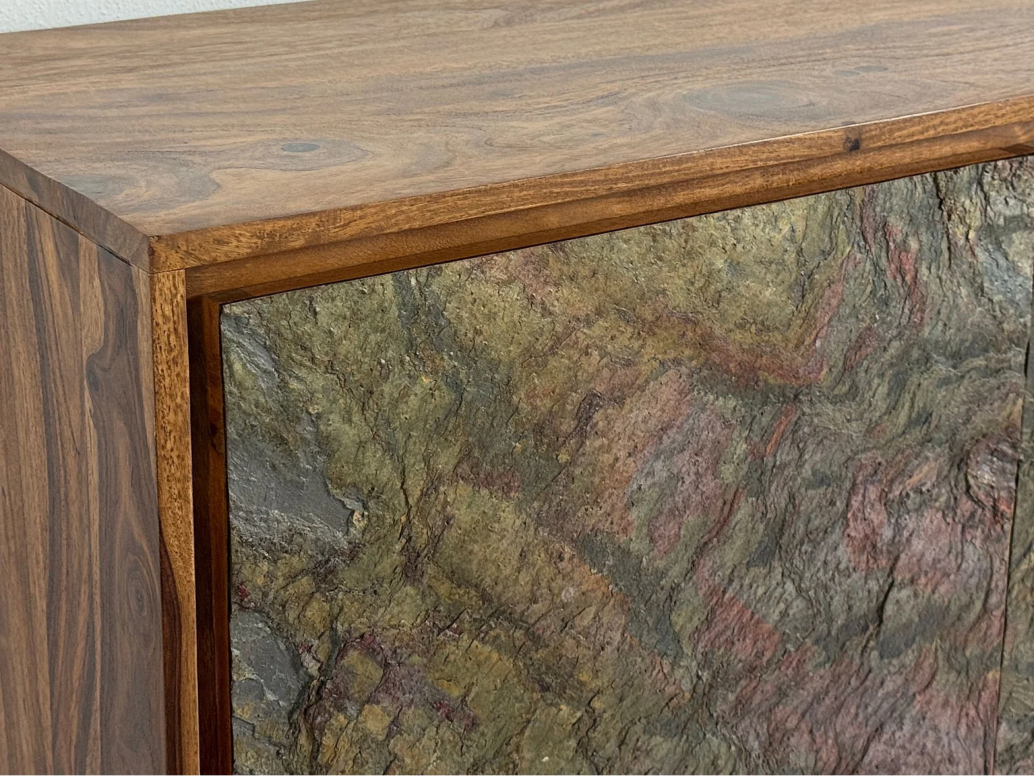 Buffet Bois Massif Sheesham 150x40x55 cm avec Portes et Tiroirs