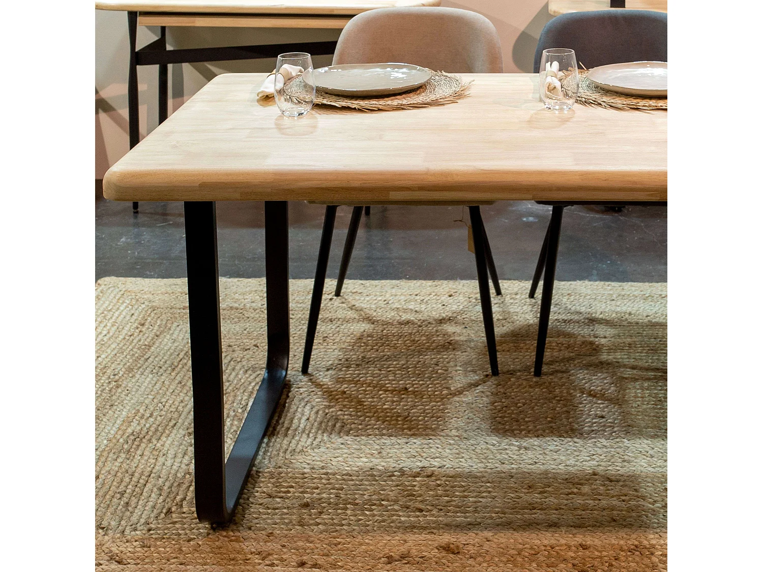 Mesa comedor fija Dans roble nordish/negro 140x80x76 cm