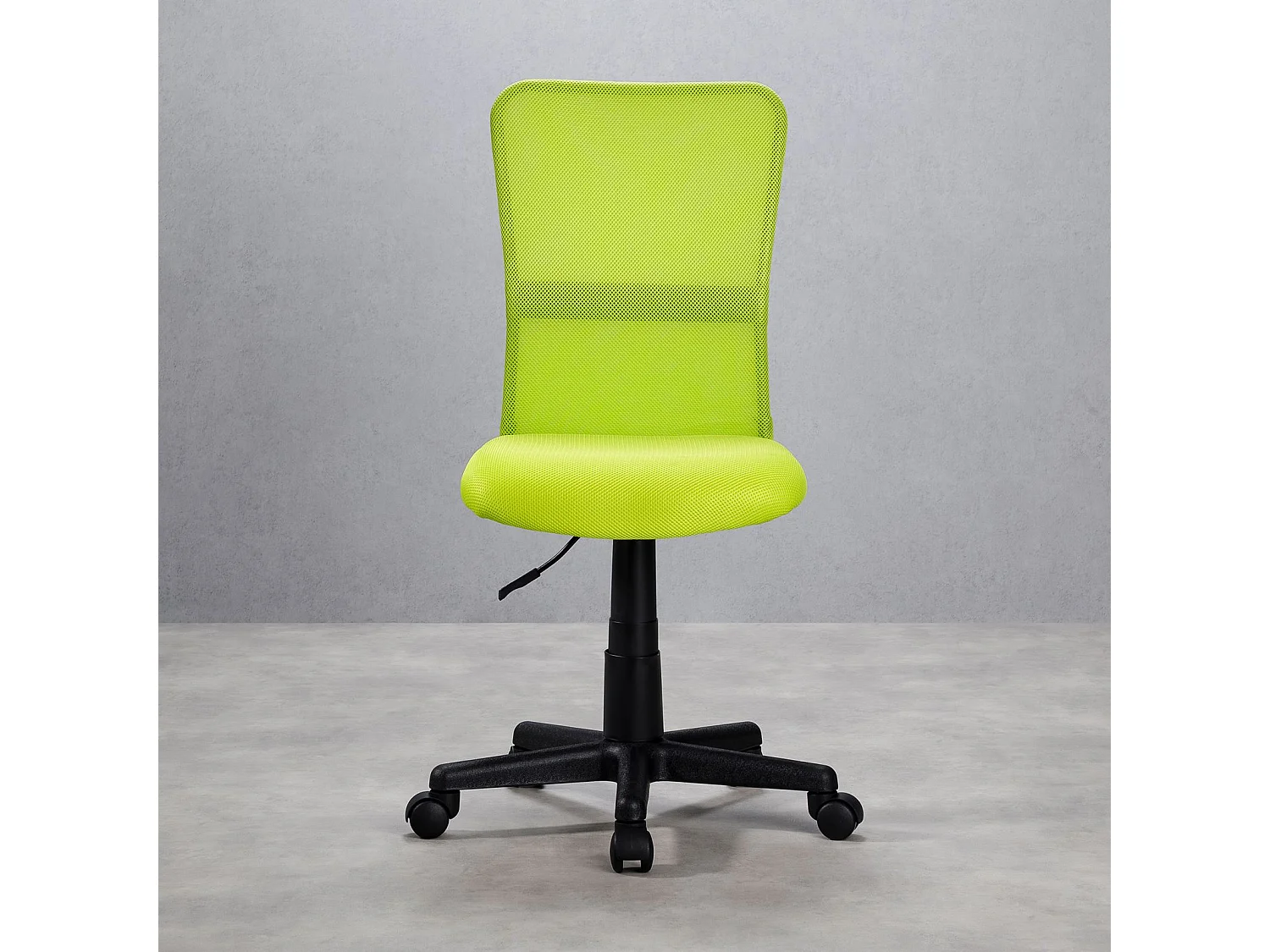Chaise de bureau TODI vert assise pivotante et réglable en hauteur 99 cm, roulettes adaptées à la moquette