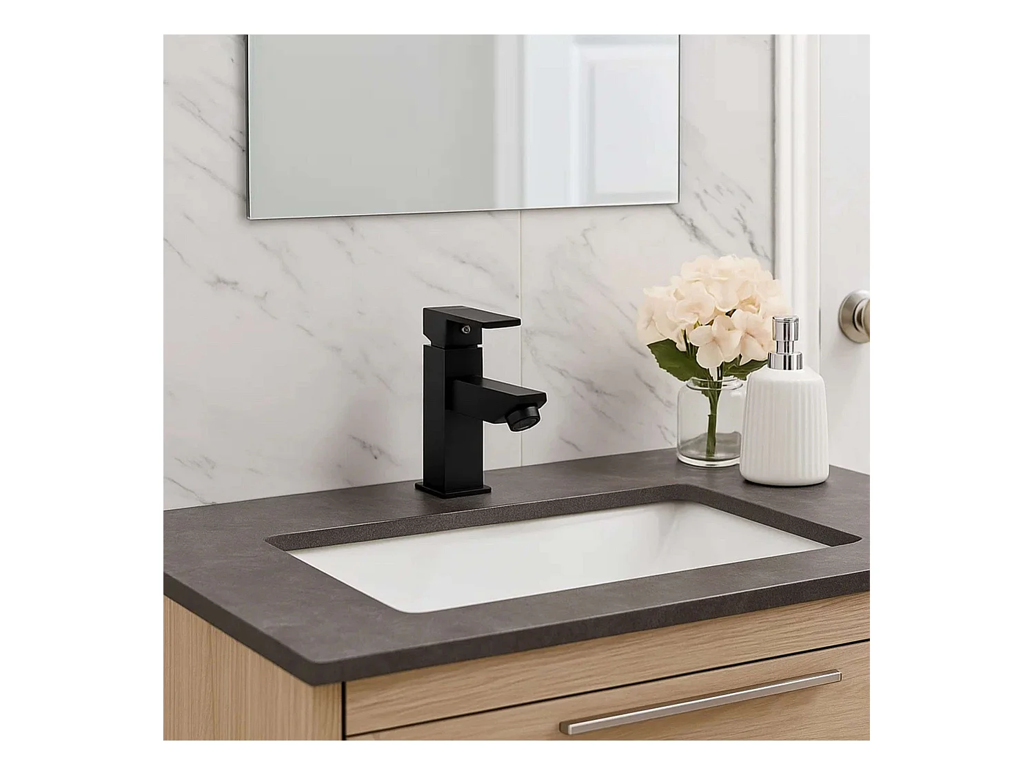 Torneira para lavatório Amazonas Black Chrome