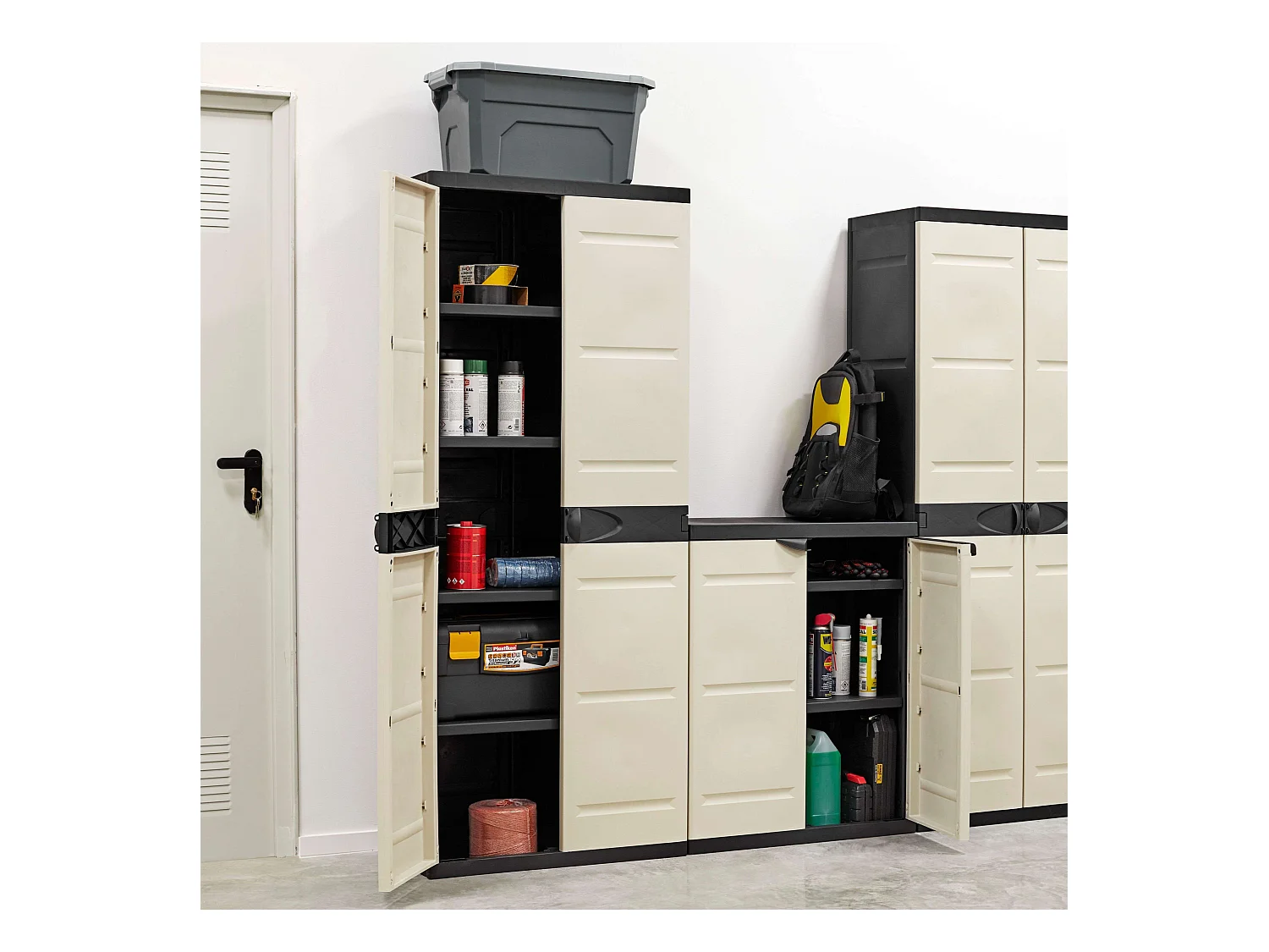 TITANIUM PLASTIKEN Armoire 2 portes avec etageres et penderie l70 x p44 x h176 cm Beige et Noire Gamme TITANIUM Interieur/Exteri