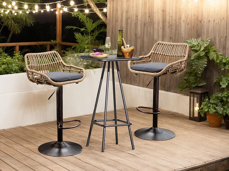 Lot de 2 Tabourets de Bar – Assise en Lin Gris – Base Métallique Marron – Design en Rotin – Confort Optimal