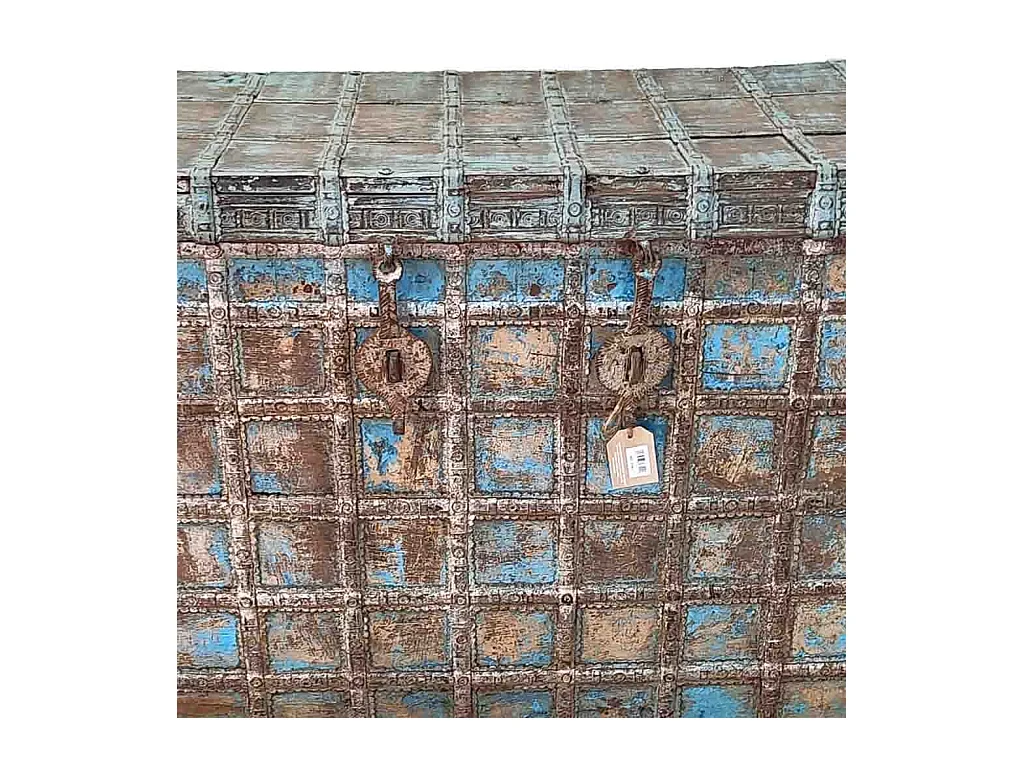 Baú em madeira castanha 121x50x79 cm