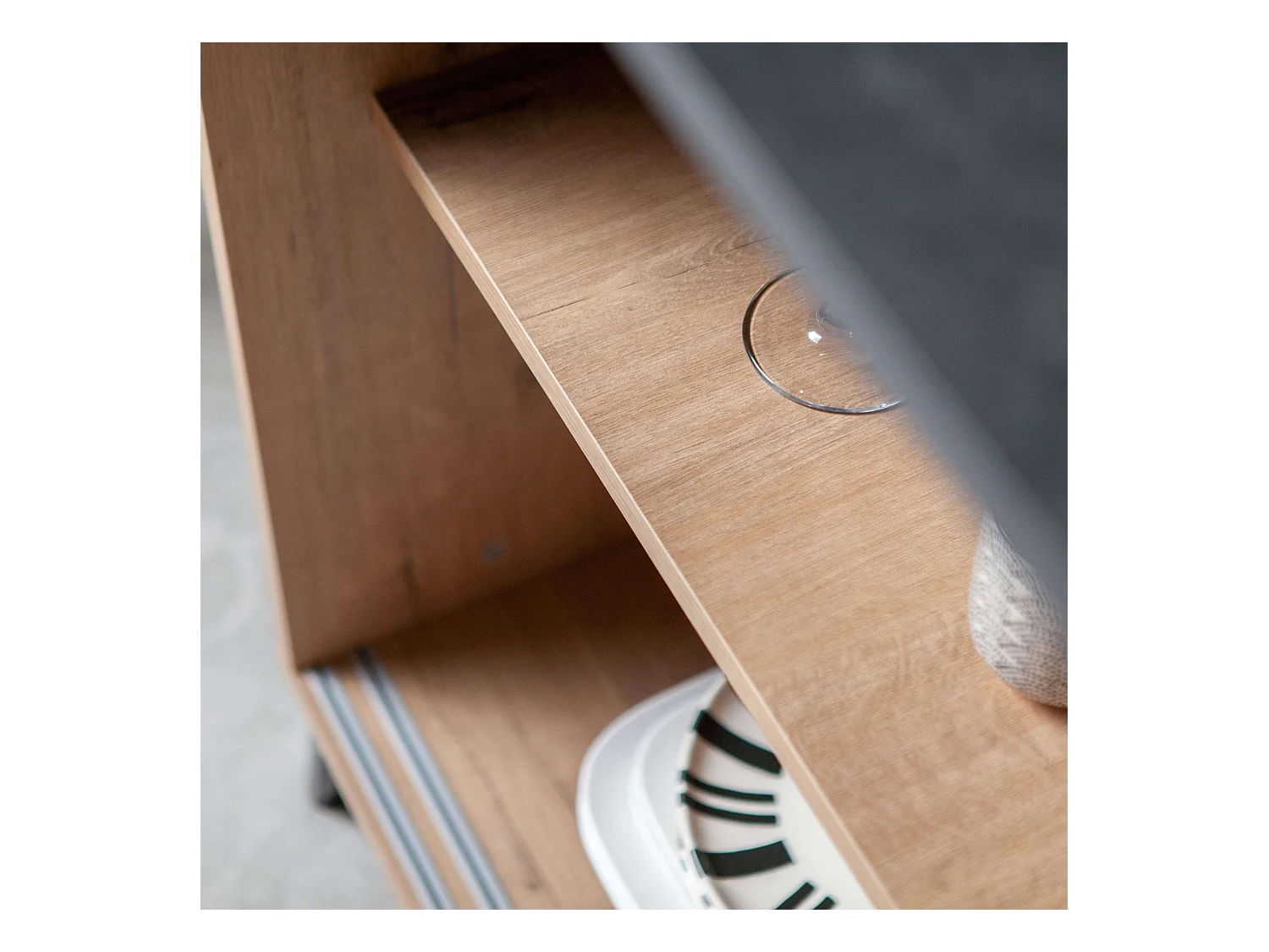 Aparador Kamet Roble Gold y Mármol para Salón Comedor 87x120x40 cm