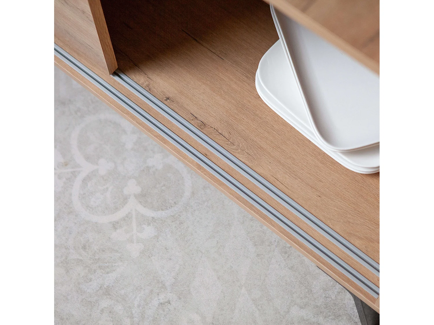 Aparador Kamet Gold Carvalho e Mármore para Sala de Estar e Sala de Jantar 87x120x40 cm