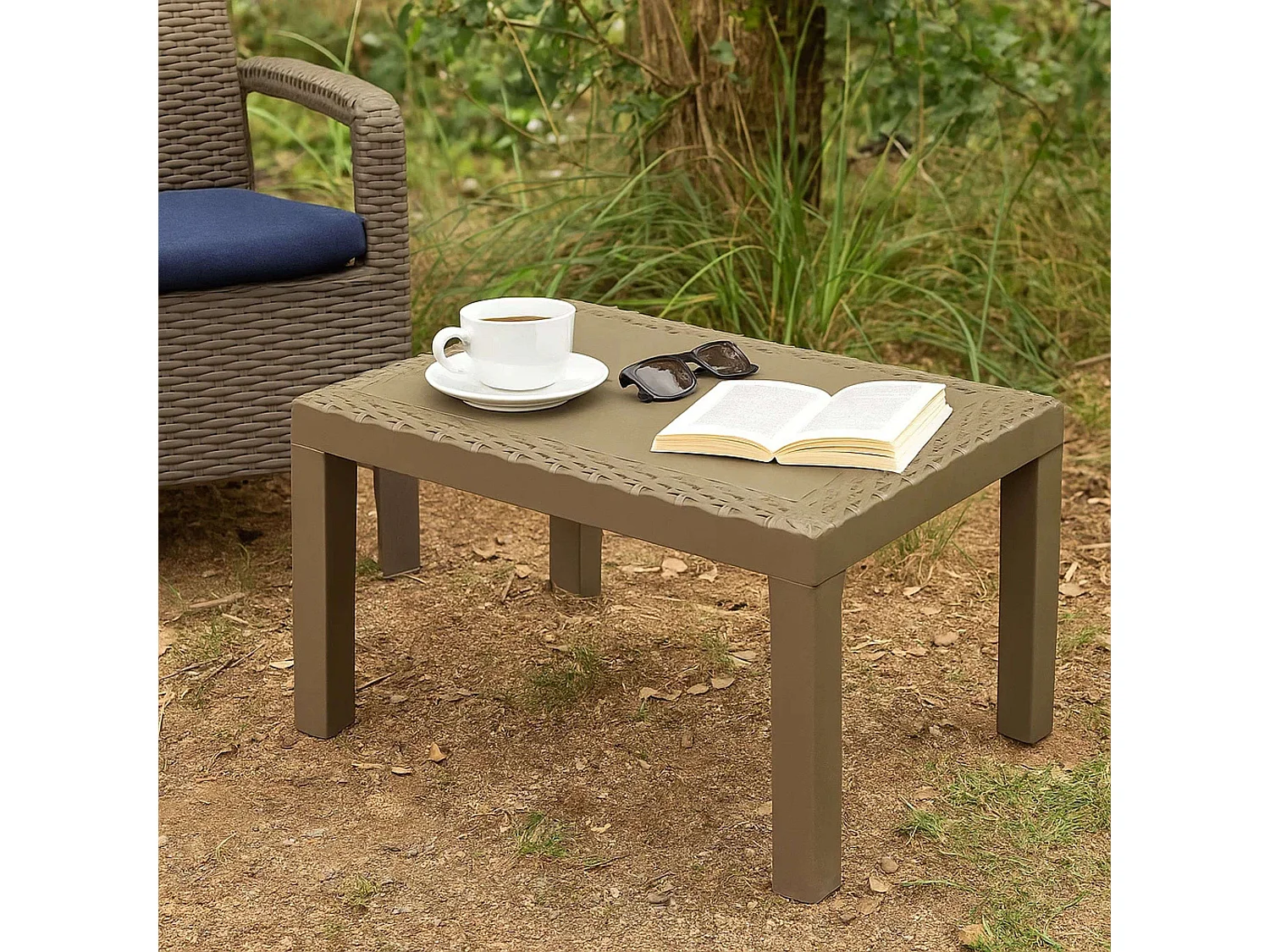 Mesa Centro Jack Exterior Moderna Marrón Fija en Polipropileno 46x59 cm