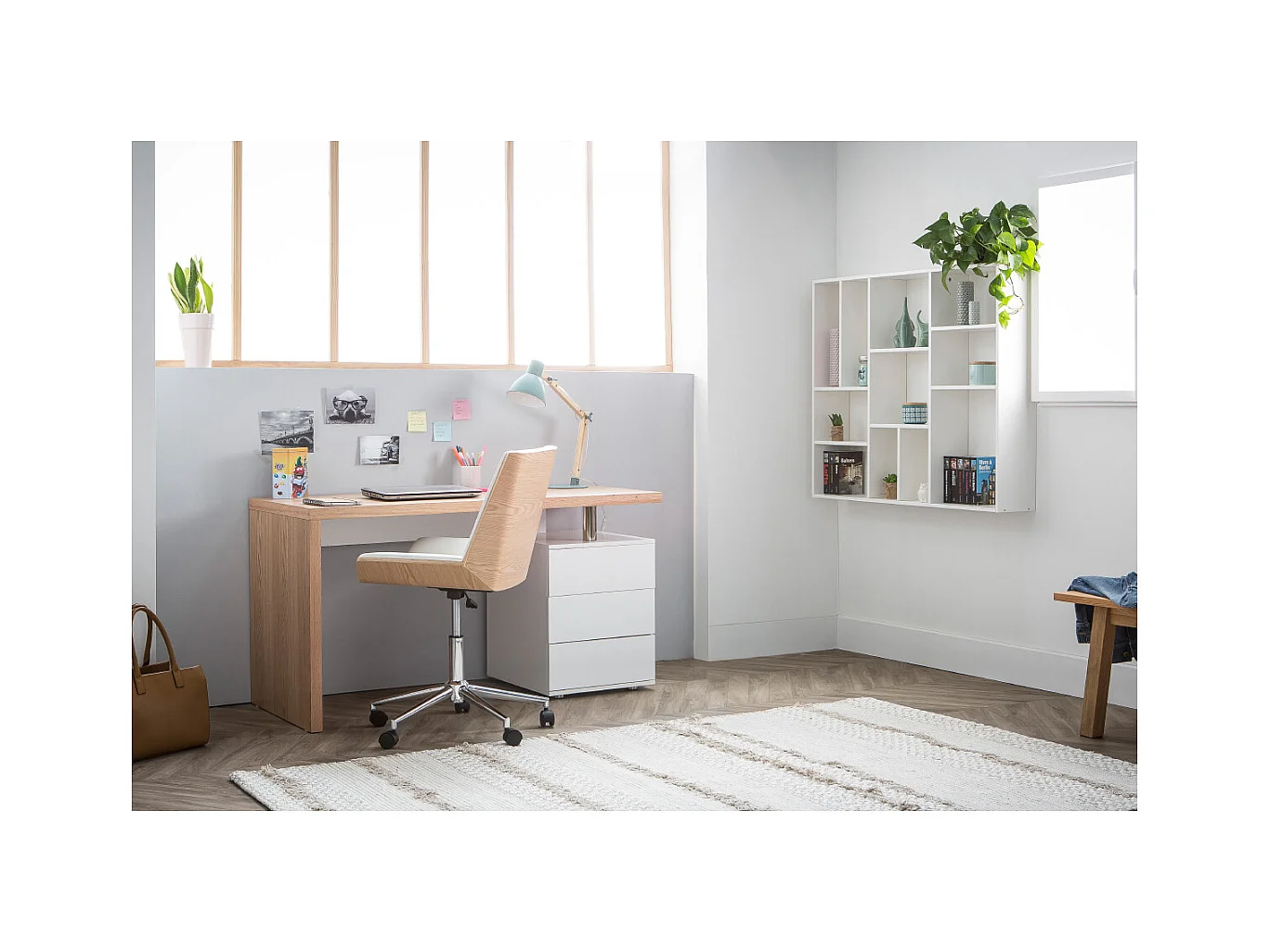 Bureau avec rangements 3 tiroirs design bois clair chêne et blanc L140 cm CALIX