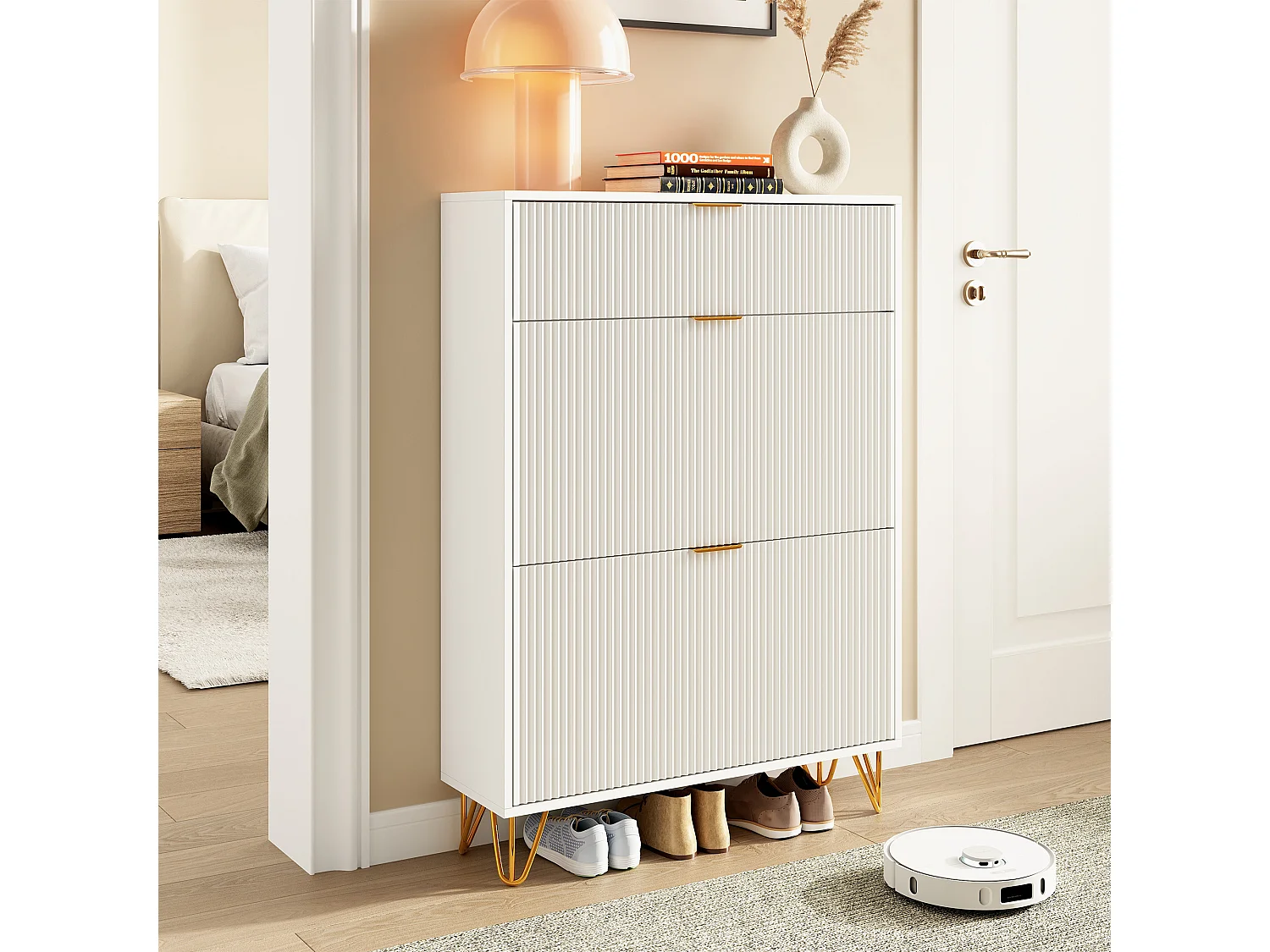 Scarpiera moderna in legno con 3 ante a battente, piedini in metallo dorato e design anticaduta – Scarpiera grande, bianca, 49x29x120 cm