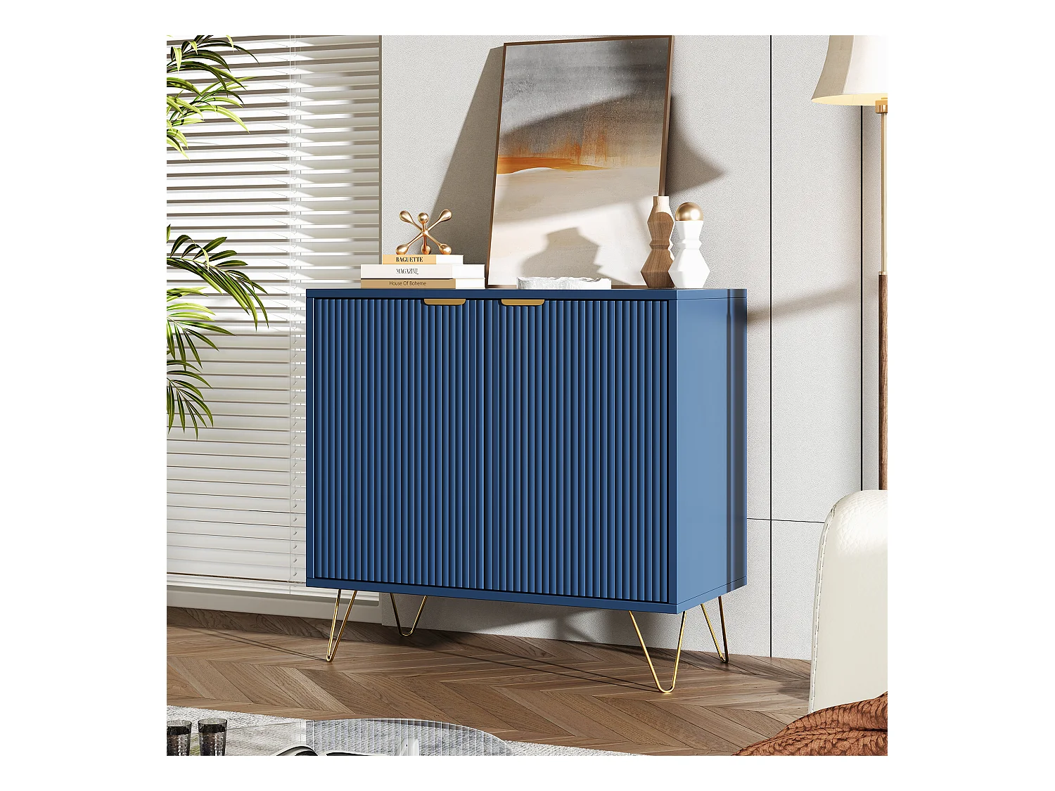 Aparador de dos puertas azul marino con patas doradas: diseño moderno y elegante.