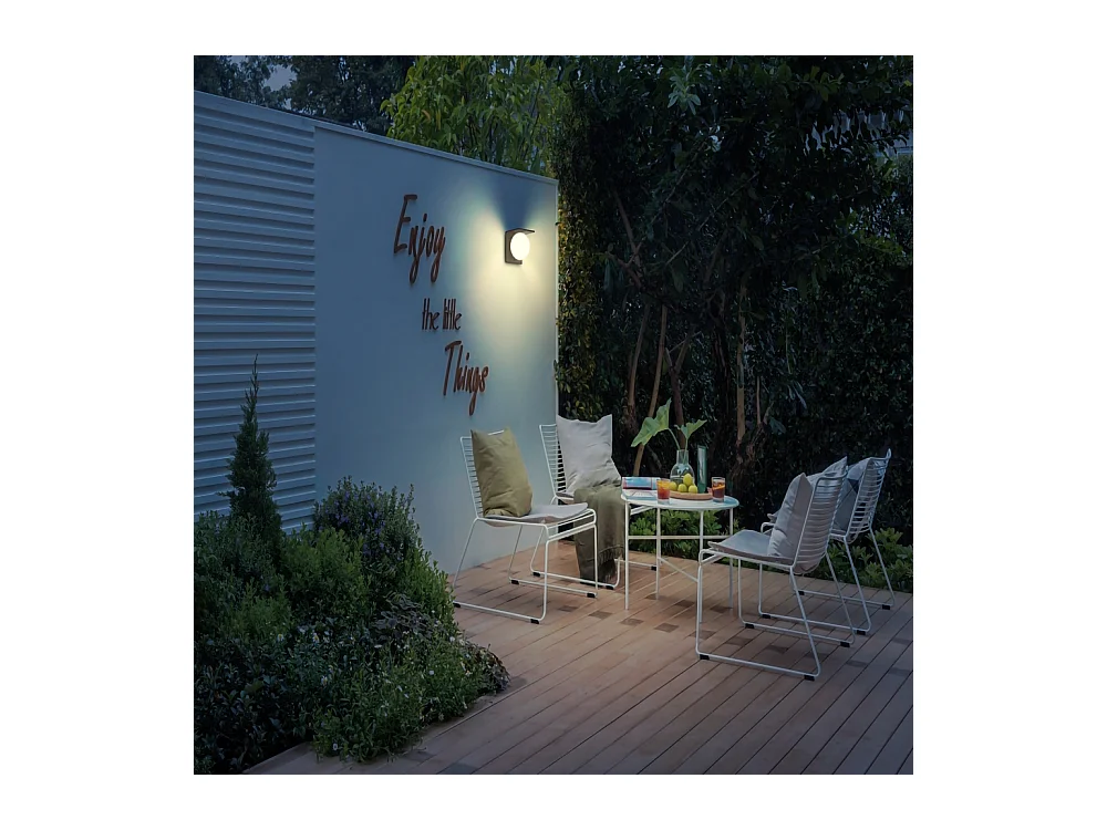 Lot de 4 lampes solaires EZIlight® Solar Wall S26