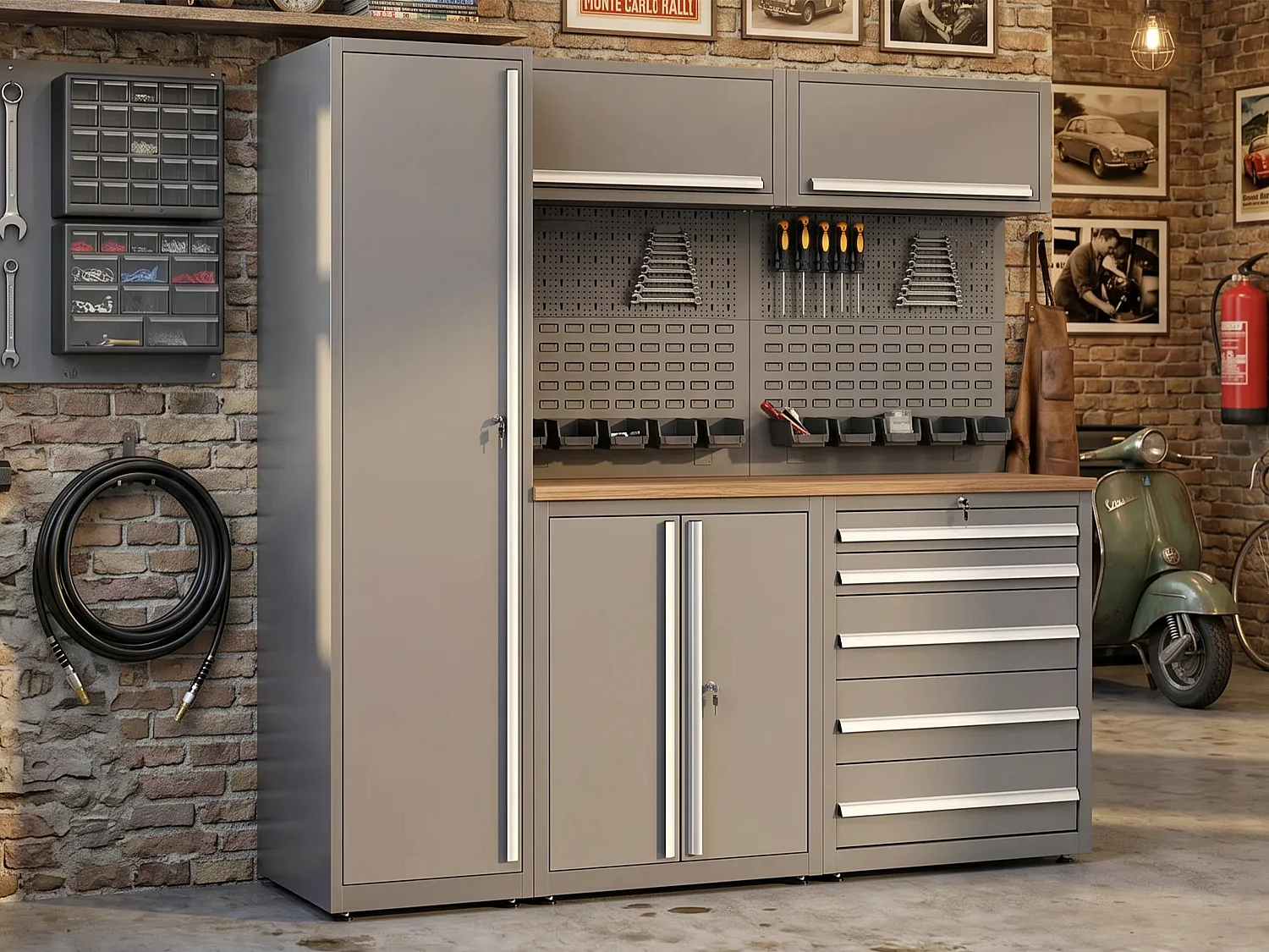 Armoire haute d'atelier en acier avec 4 étagères - L50 x P55 x H202,5 cm - Gris anthracite - ATELIOR