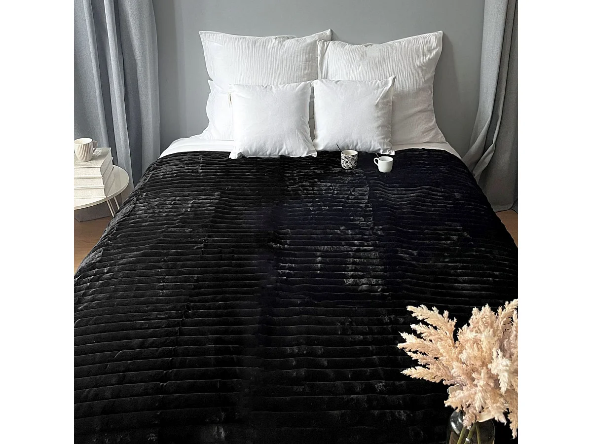 Plaid XL Imitation Fourrure "Matisse" 180x220cm Noir