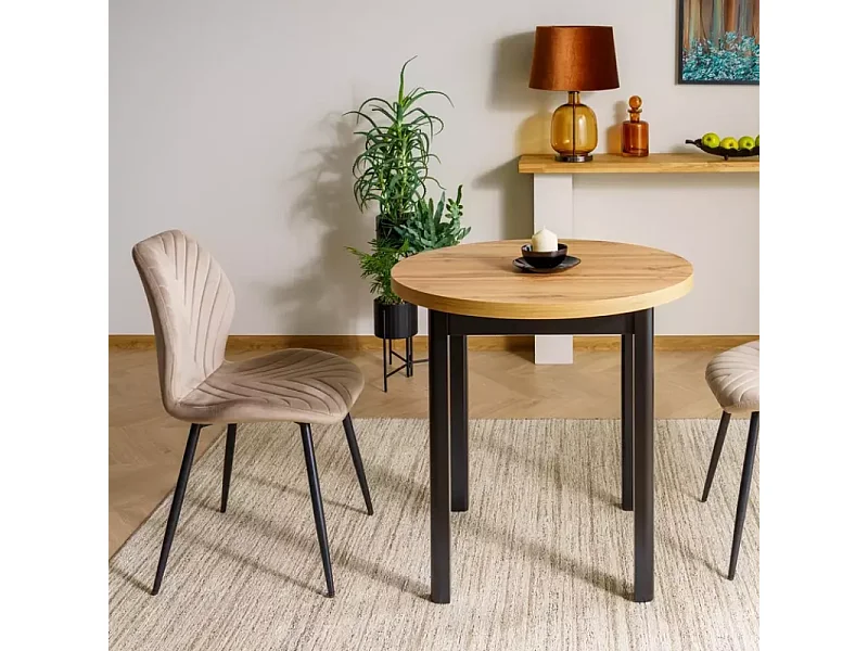 Chaise en velours couleur beige avec pieds métal noir mat collection MONARK