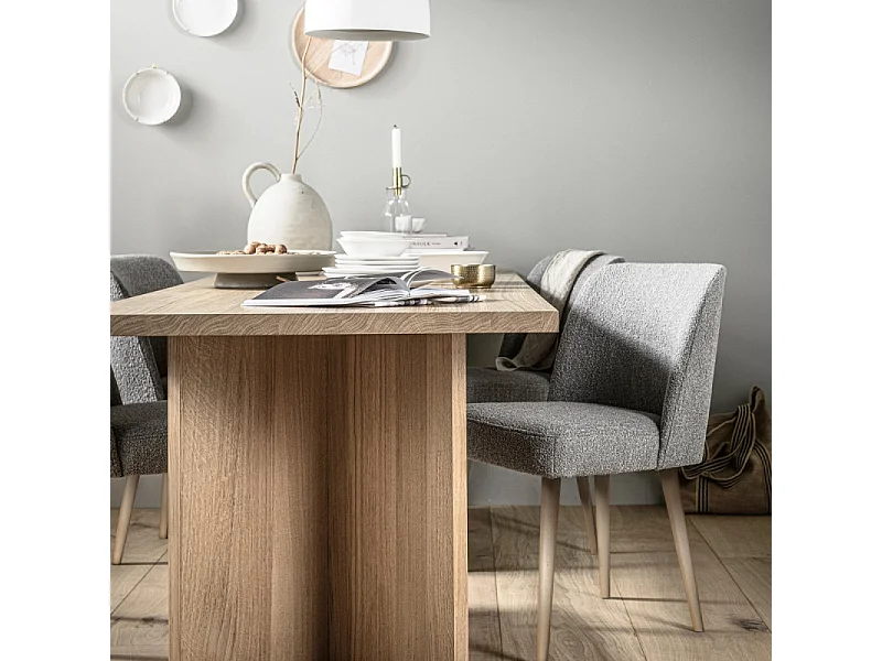 Chaise nordique en tissu bouclé NOMA