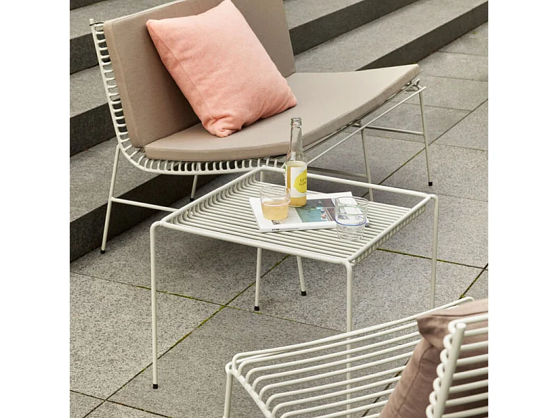 Banc moderne en métal noir SITYO