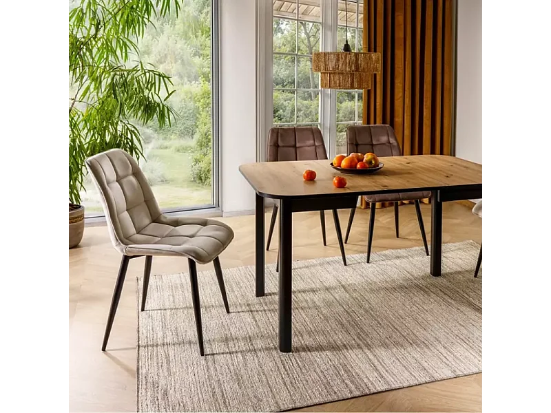 Chaise velours beige avec pieds métal noir mat dossier matelassé TIRRES