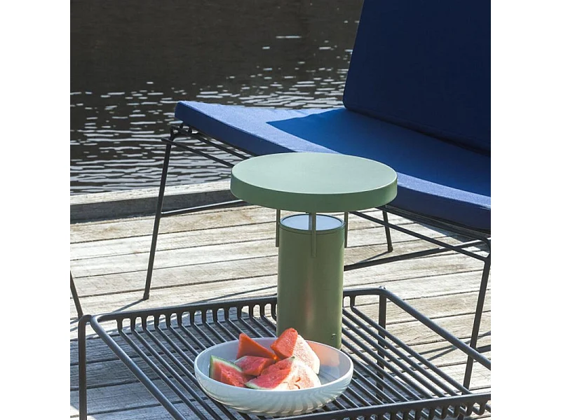 Banc moderne en métal noir SITYO