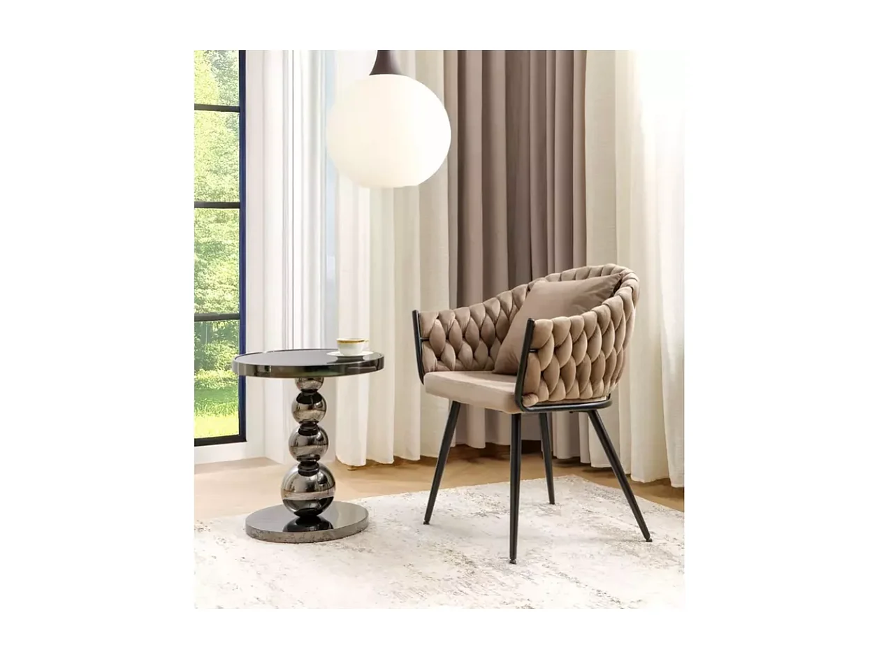 Chaise dossier matelassé velours beige avec coussin décoratif NANSY