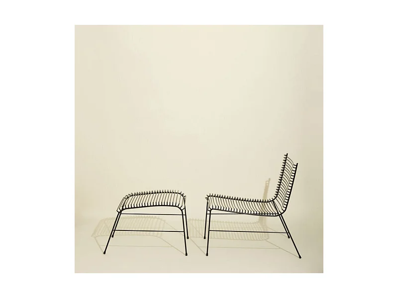 Repose pieds en métal moderne SITYO