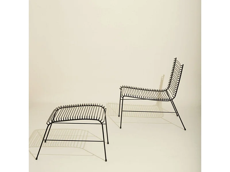 Repose pieds en métal moderne SITYO