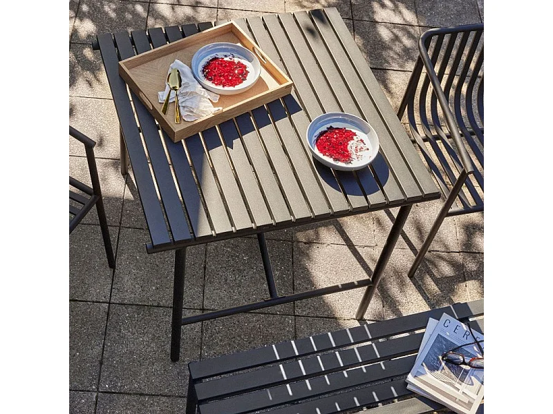 Table de jardin carrée 90x90cm en métal noir RAMIRO