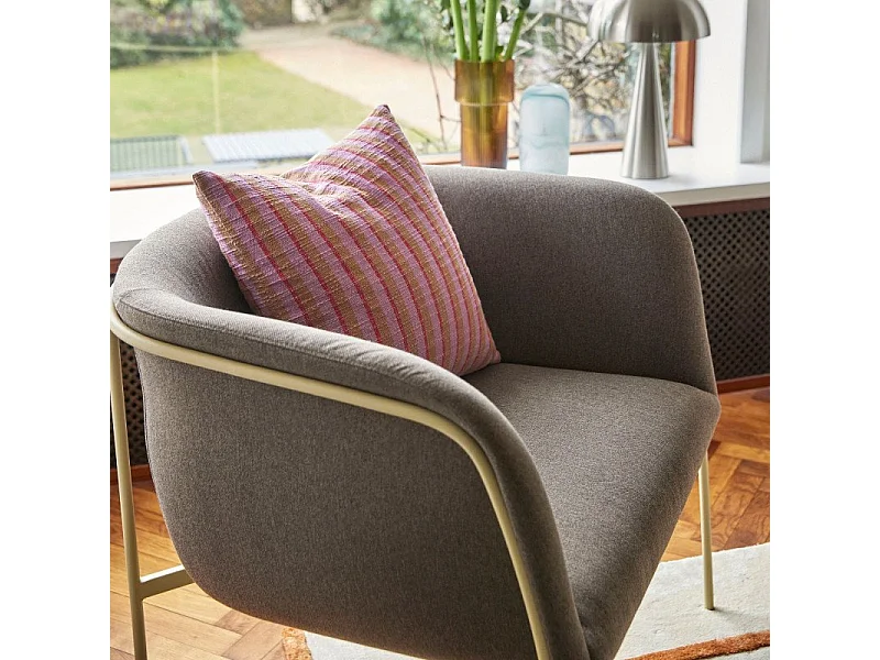 Fauteuil contemporain en tissu LELANI