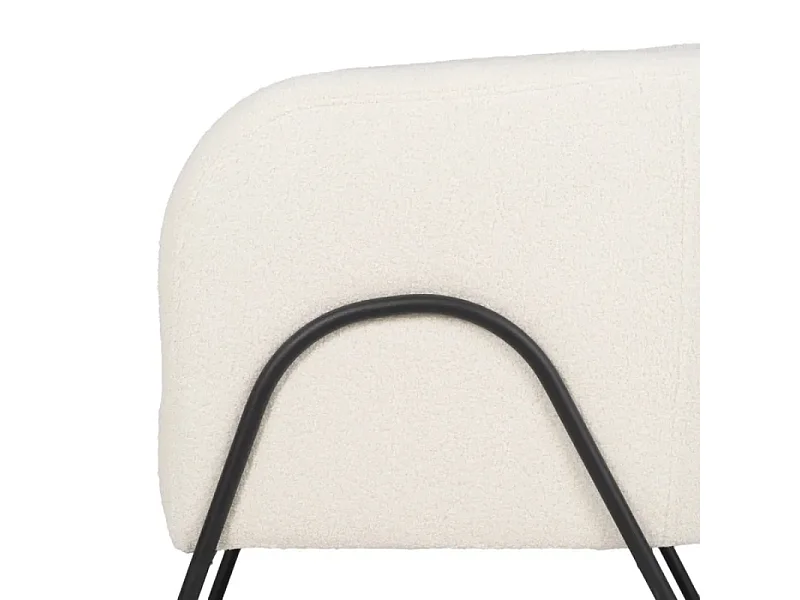 Fauteuil bouclé blanc pieds tubulaires métal noir ligne galerie DREFALIA