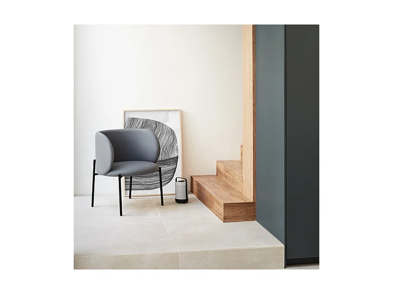 Fauteuil design arrondi en tissu pieds métal noir MOGI