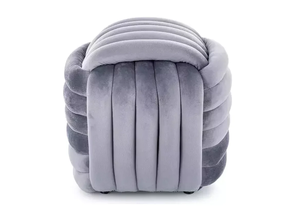 Pouf carré en velours gris matelassé, compact et moelleux COULIZ
