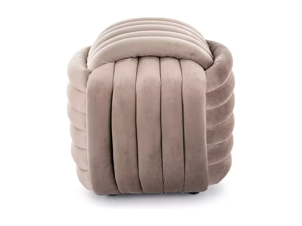 Pouf carré en velours beige foncé effet matelassé, assise moelleuse COULIZ
