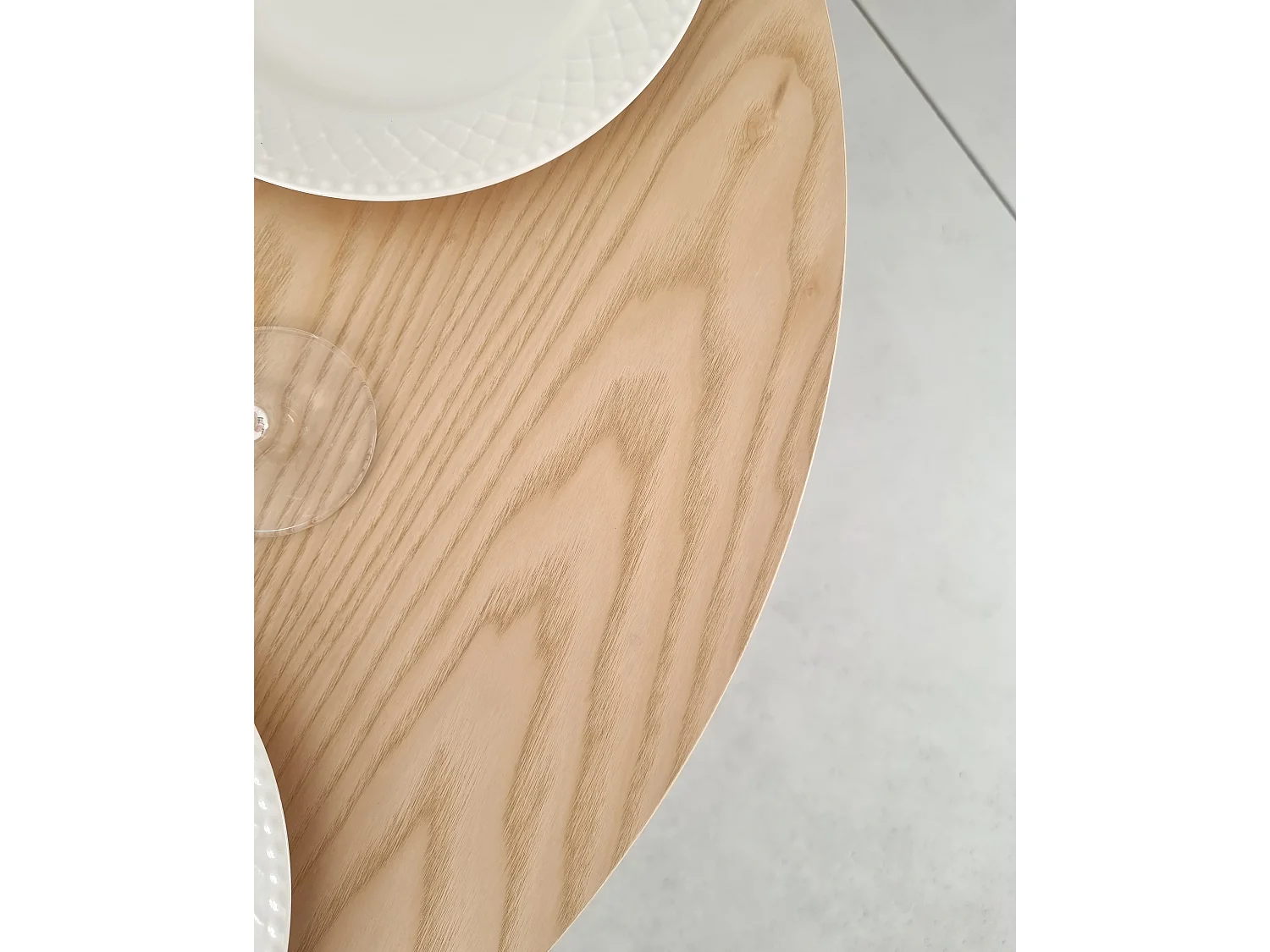 Kleiner runder Esstisch 70 cm Jubi Eschenholz