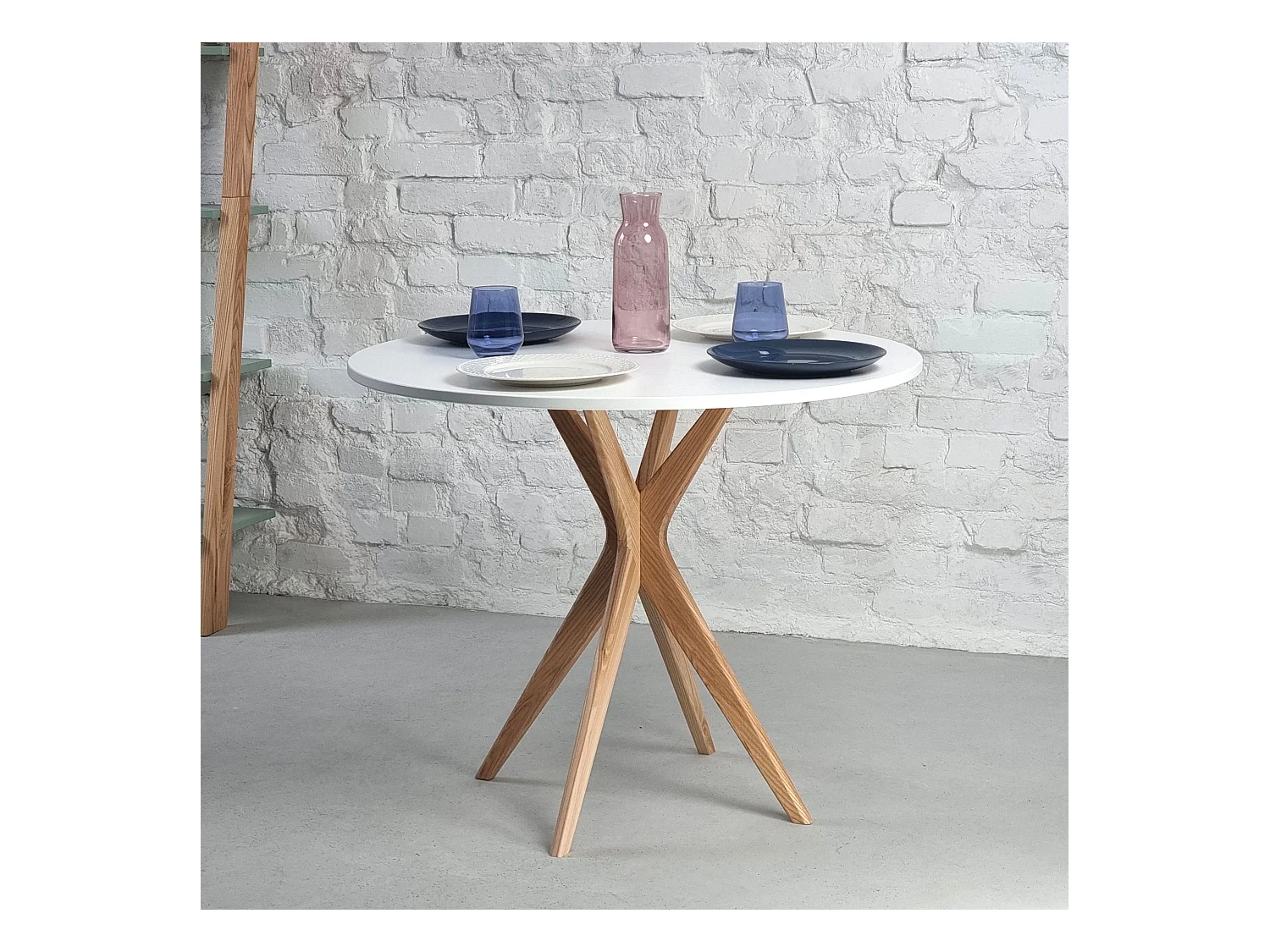 Table à manger ronde 90cm Jubi Brun Beige | Pied en frêne