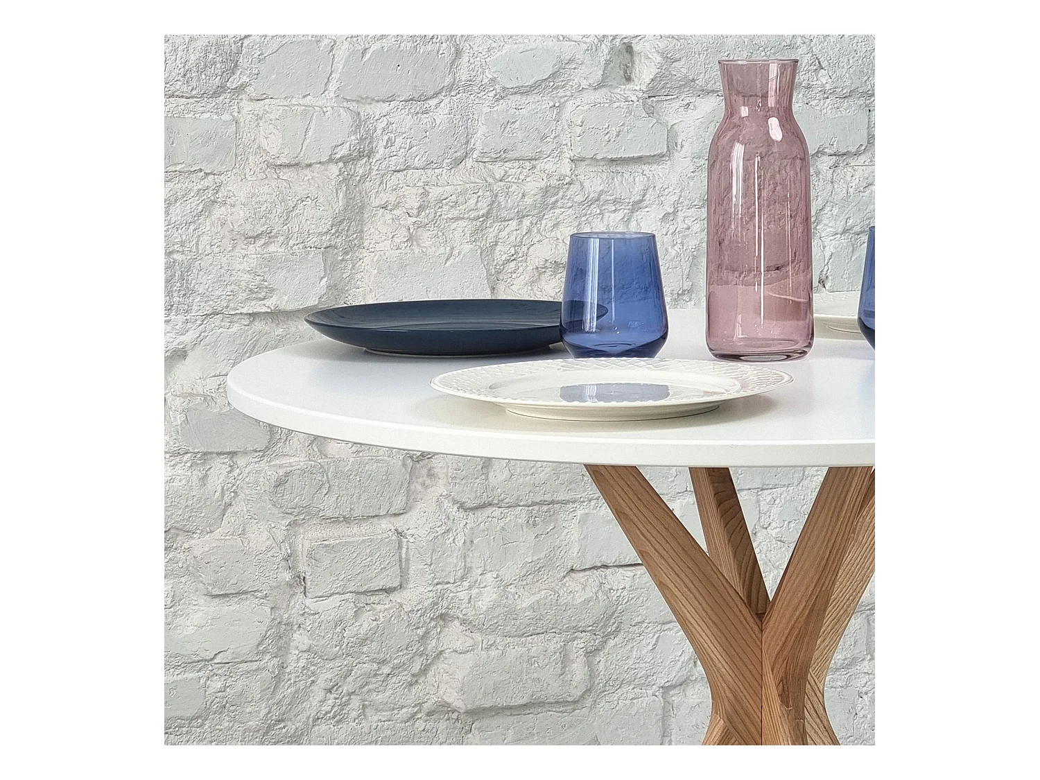 Table à manger ronde 80cm Bleu Doux | Pied en frêne
